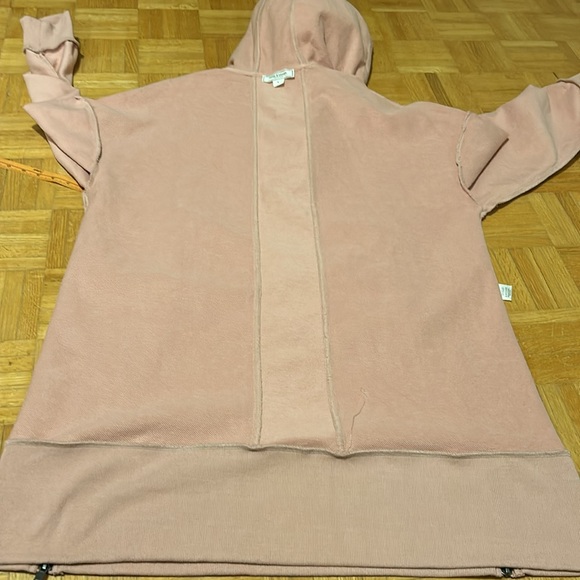 Belle&Bloom - Picture 7 of 12